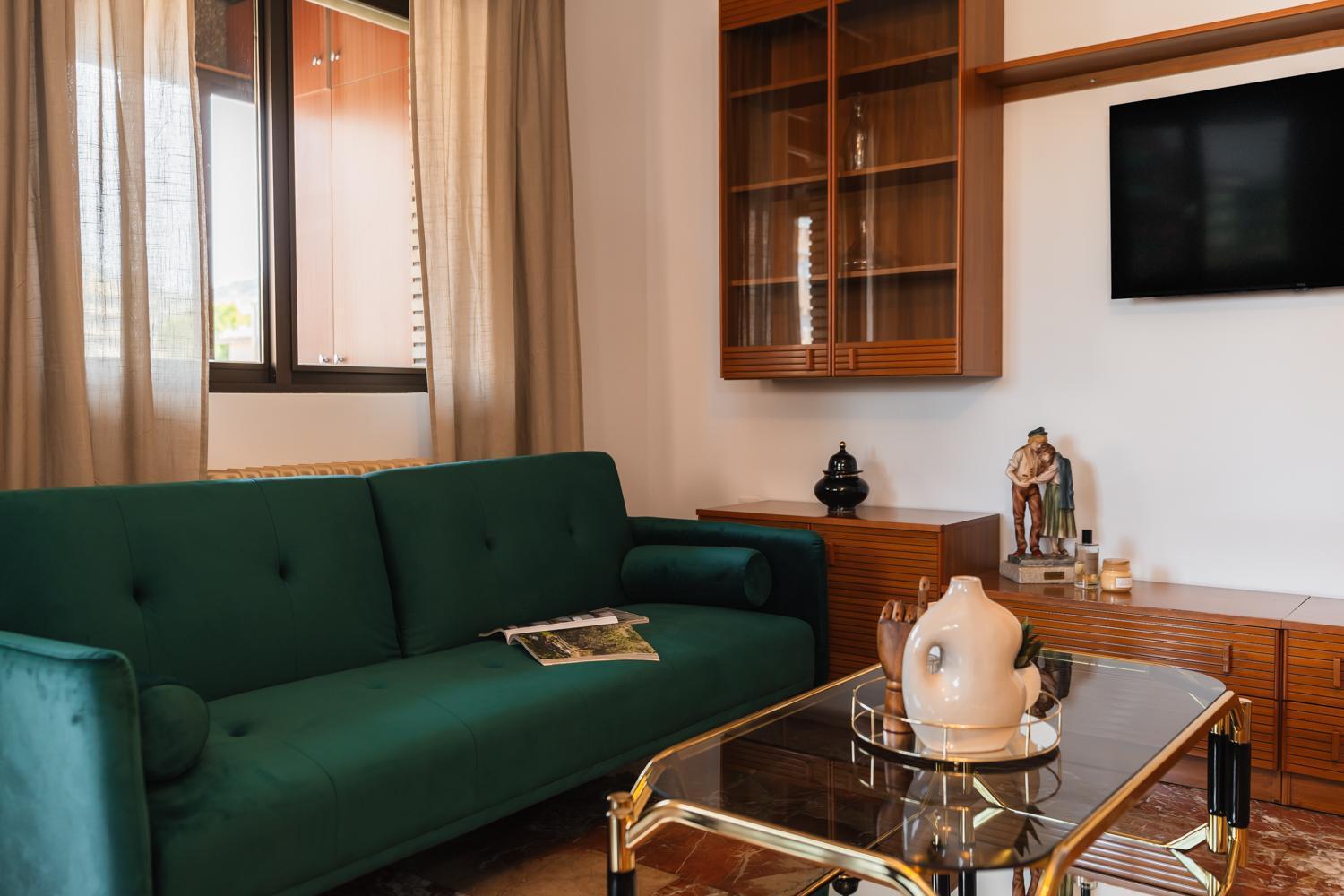 Avenida Del Sur Con Parking Apartment