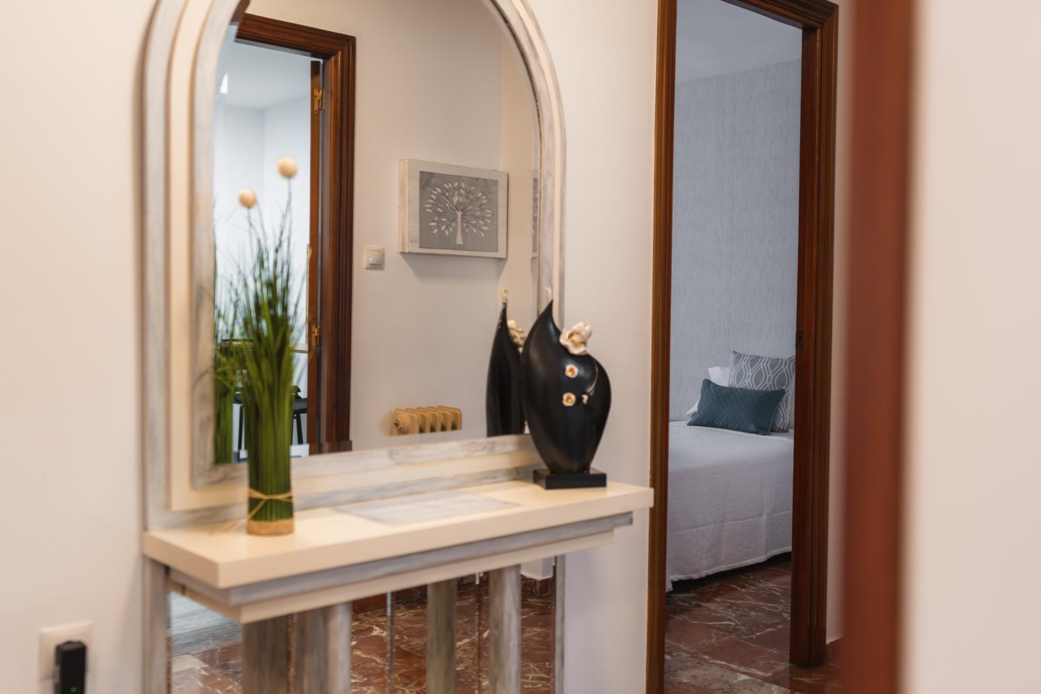 Avenida Del Sur Con Parking Apartment